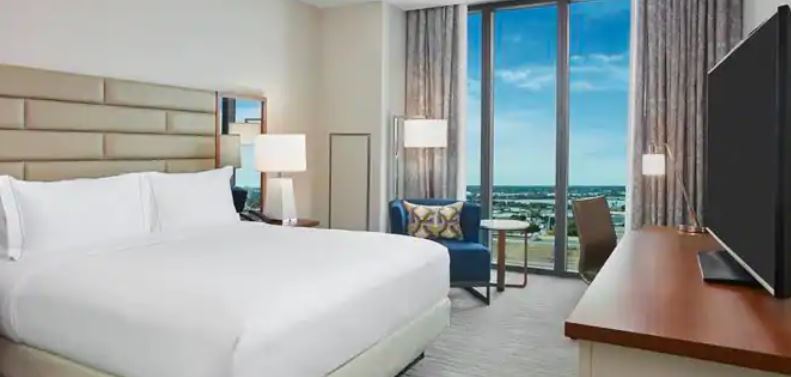 Hilton San Diego Gaslamp Quarter Hotel Guest Room