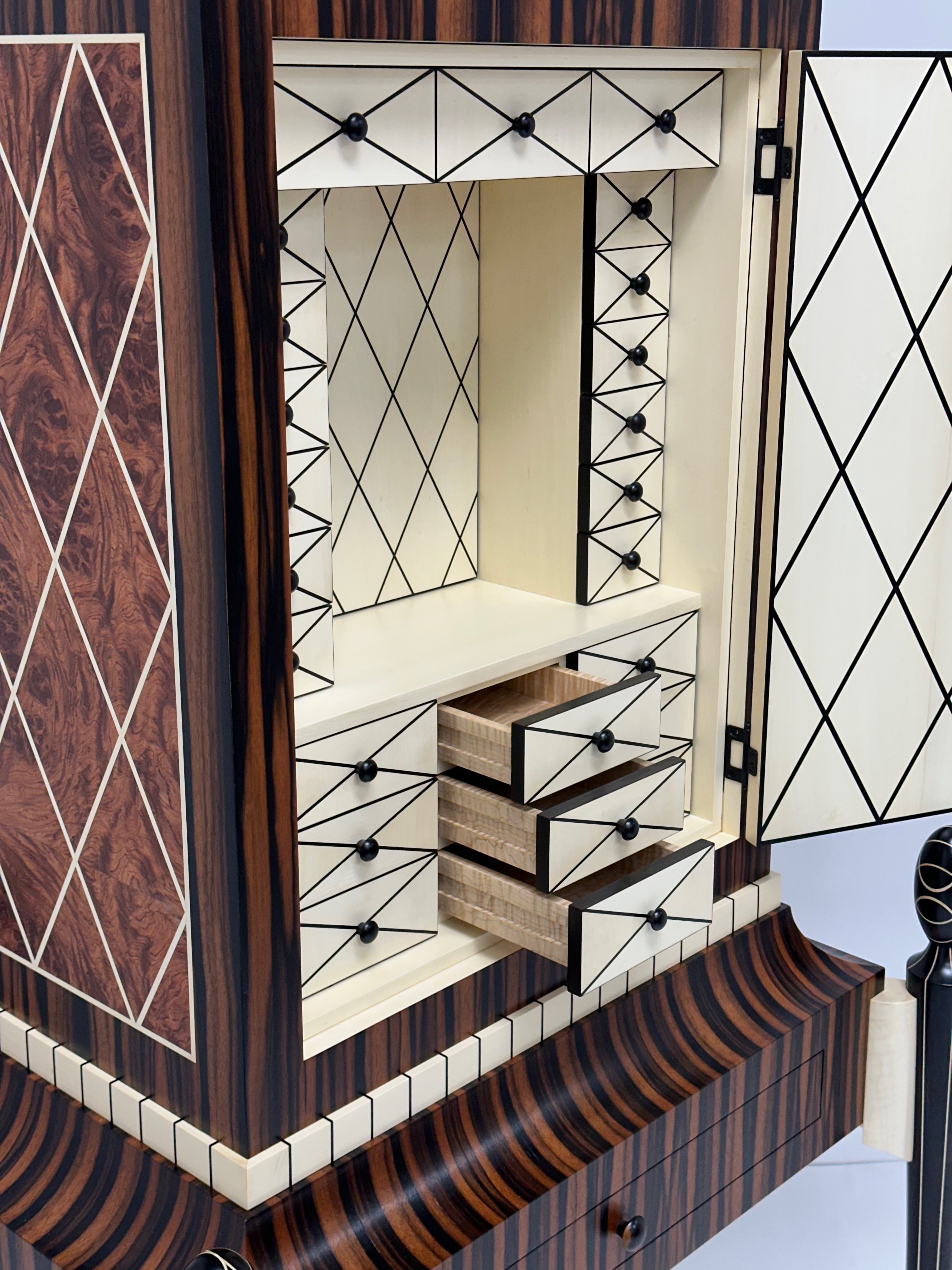 Art Deco jewelry cabinet is veneer tour de force | Woodworking Network
