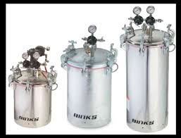 Binks pressure feed tanks