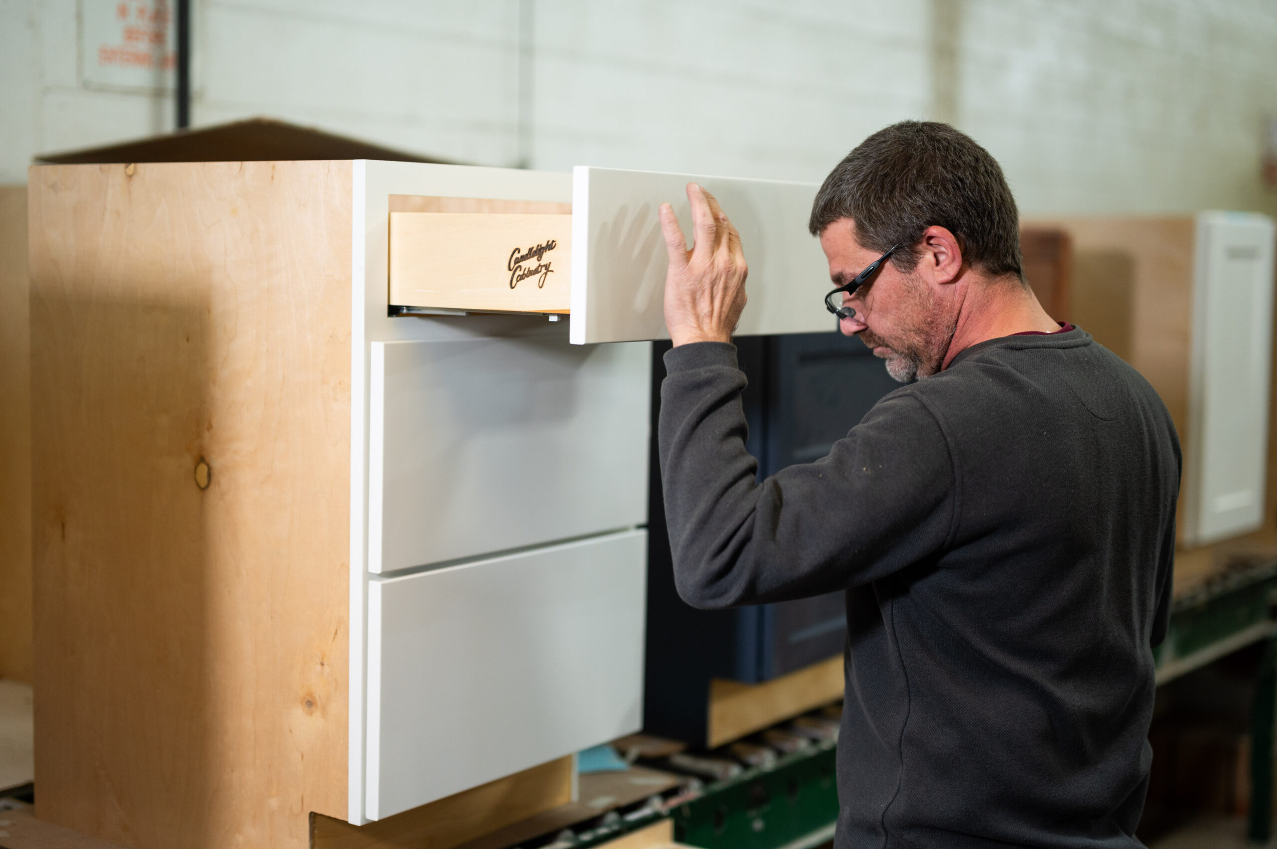 New York state lawmakers demand Candlelight Cabinetry investigation