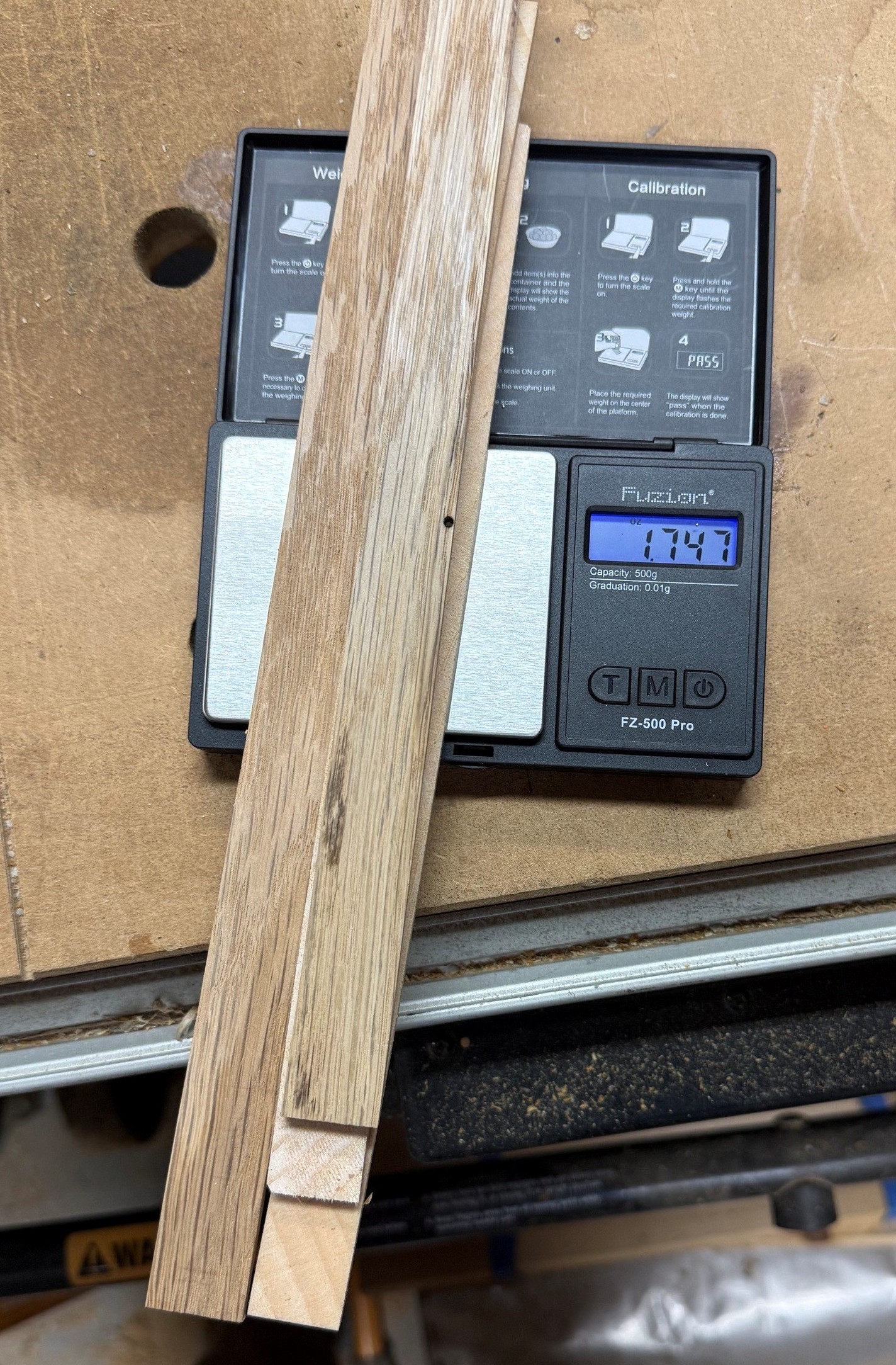 Weighing hygrometer strips 