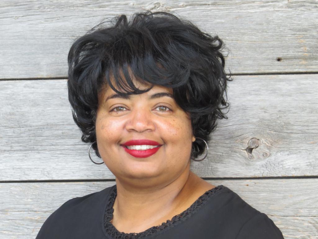 Michaelle Bradford, Editor, Closets & Organized Storage