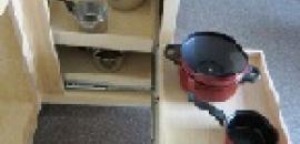 Slide-Out_Shelves_Blind_Corner_pull_out-thumb.jpg