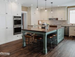 Peters Cabinets kitchen