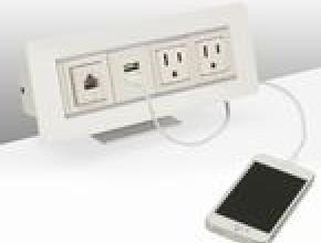 Mockett-USB-Charger-W-device-145.JPG