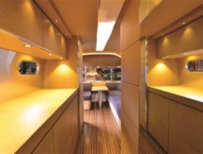 Airstream-Land-Yacht-Concept.jpg