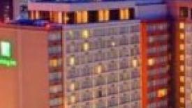 Holiday-Inn-Toronto-145.jpg