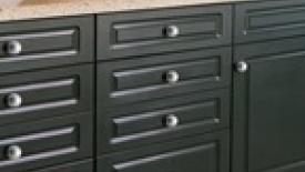 Richelieu-Outdoor-Solutions-black-cabinetry-145.jpg