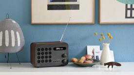 eames-plywood-radio-1.jpg