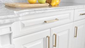 taghardware_elite_modernhandle_mg_kitchen_application1.jpg