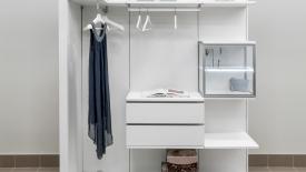 richelieu_vertiko_closet_system.jpg