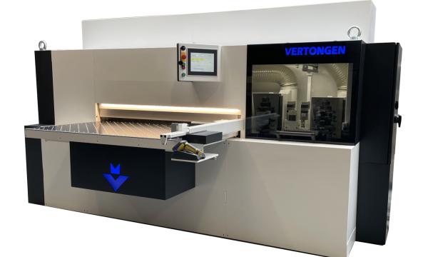 Stiles Machinery Vertongen CNC moulder