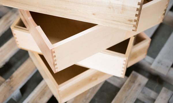 Amish Country Woodworx dovetail drawers