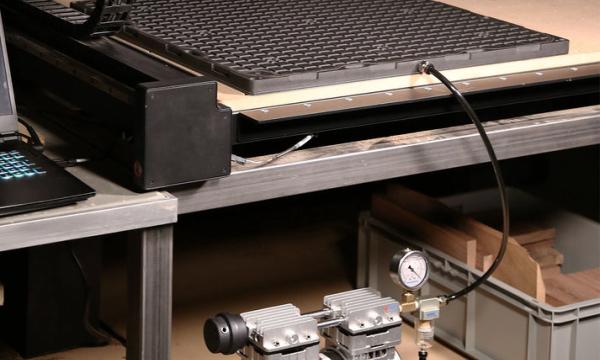 Inventables 2x2 vacuum system