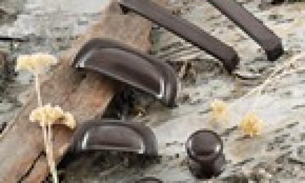 Hafele-Mulberry-Decorative-Hardware-145.jpg