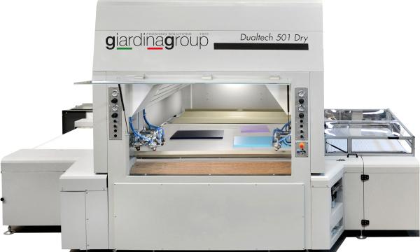 giardina-dualtech501-spray.jpg