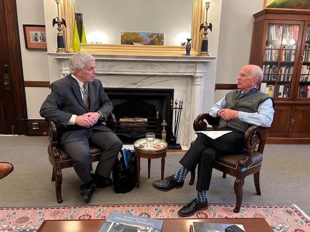 John Schultz talks with Sen. Peter Welch