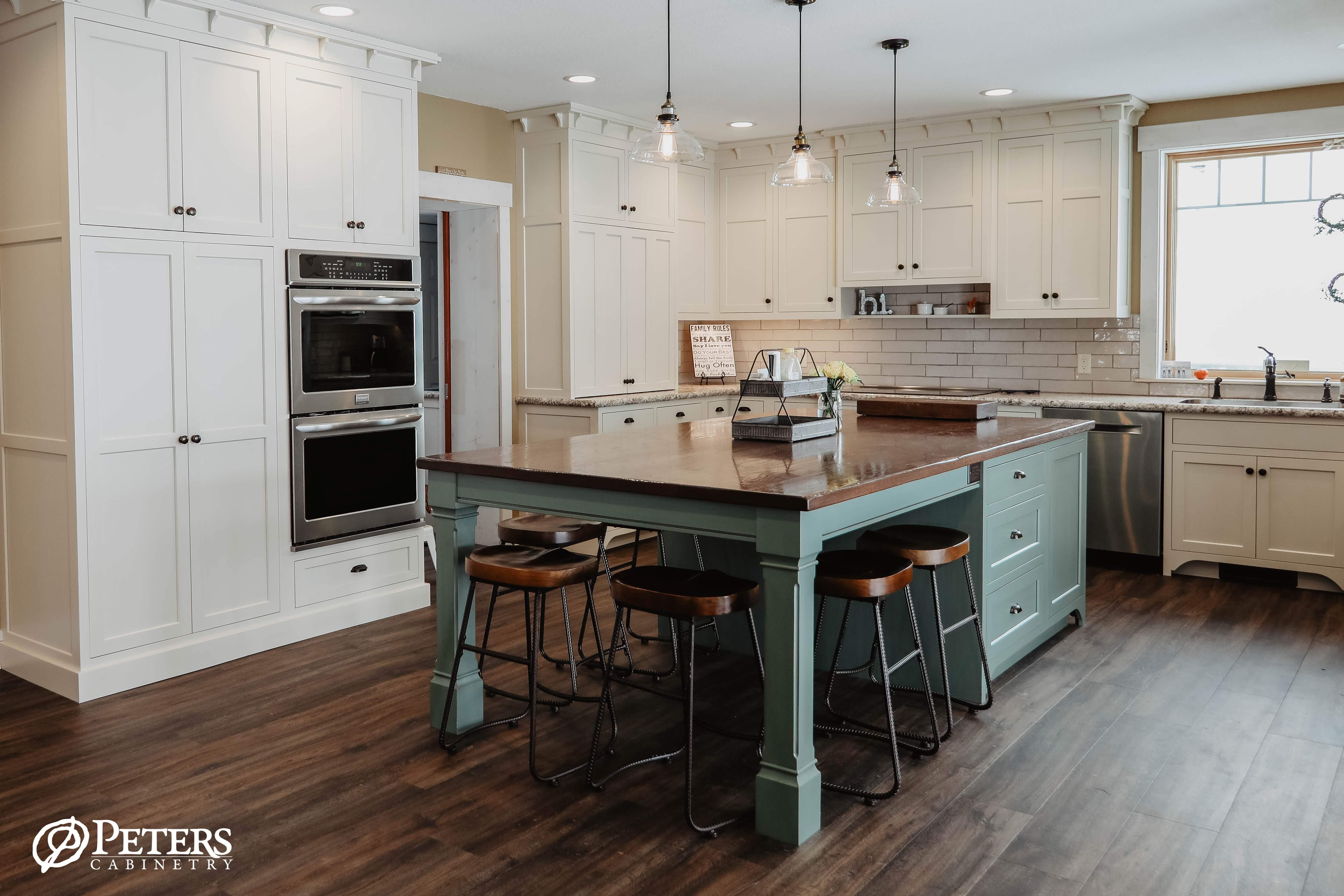 Peters Cabinets kitchen