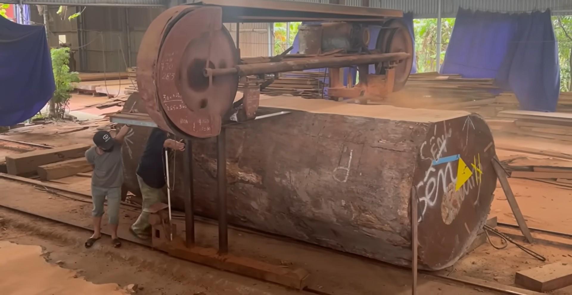 Asian sawmill in action