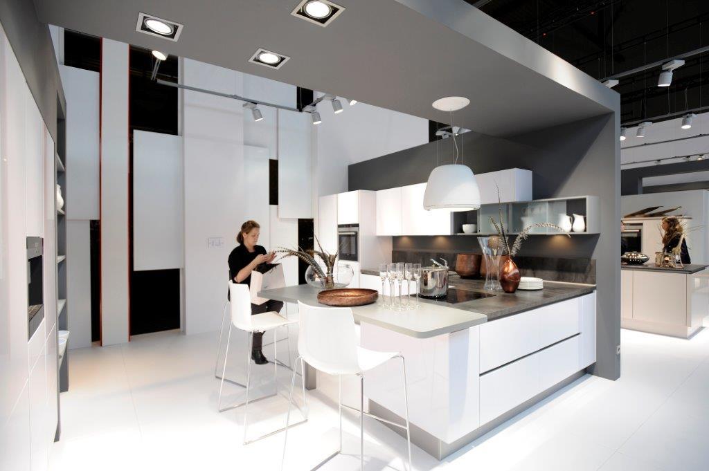 Contour Panels Give Design a Twist at 2014 Milan Furniture Fair