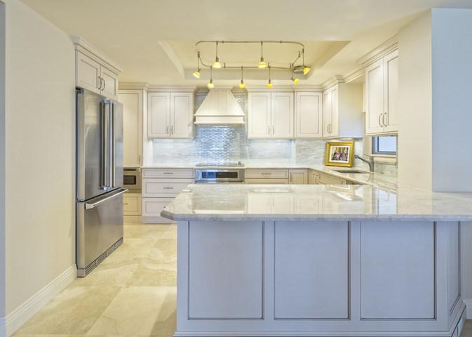 LESmith-Countertops.jpg LE Smith