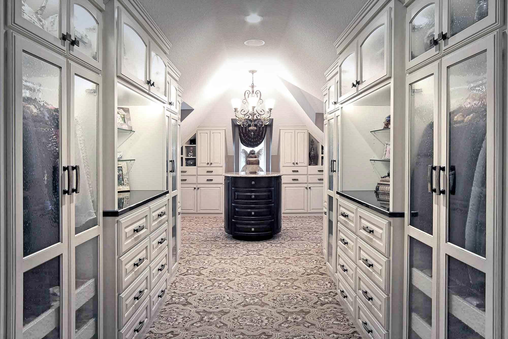 Hidden features made this executive walk-in closet a winner