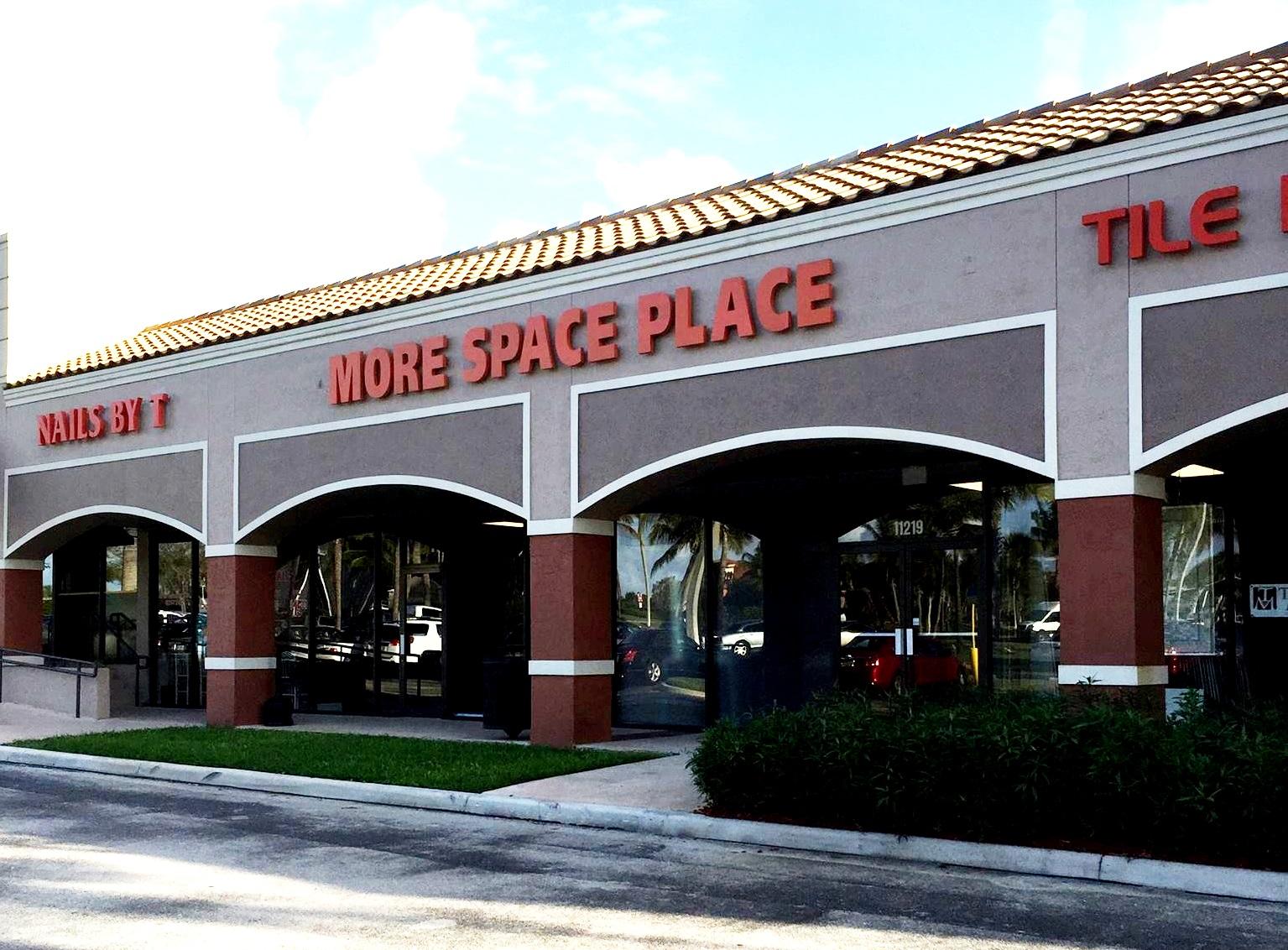 More Space Place, Closets Franchise