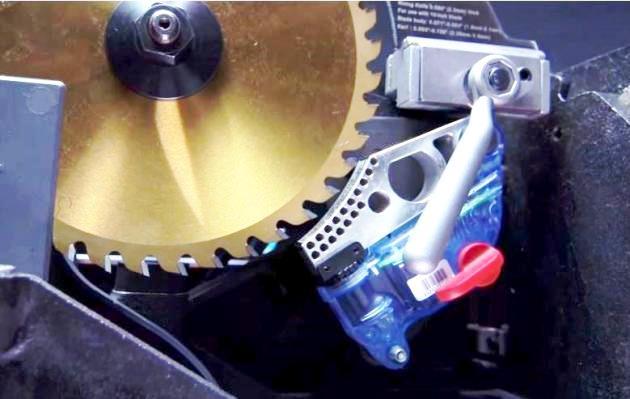 SawStop-Braking-Mechanisma.jpg