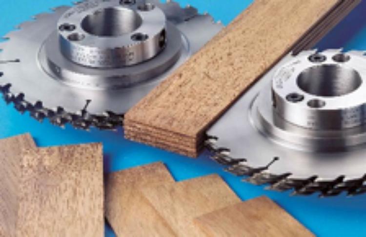 Super-Thin-Saws-splitting-saws-moulders.jpg