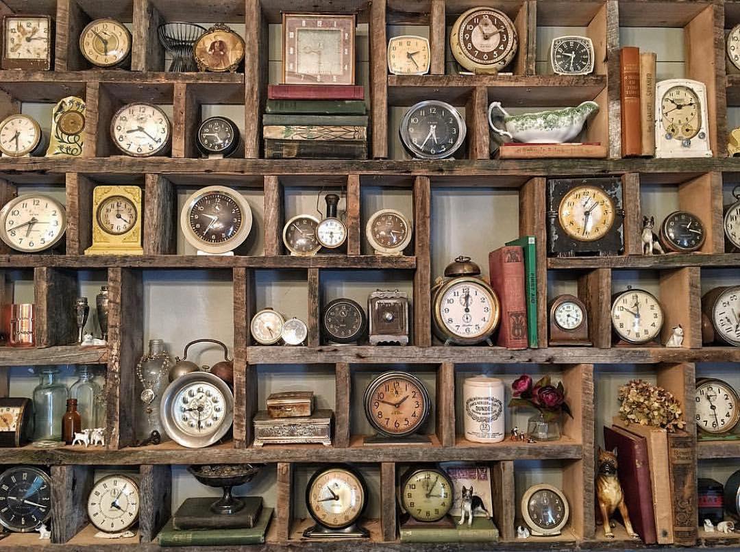 hermle-clock-1.jpg