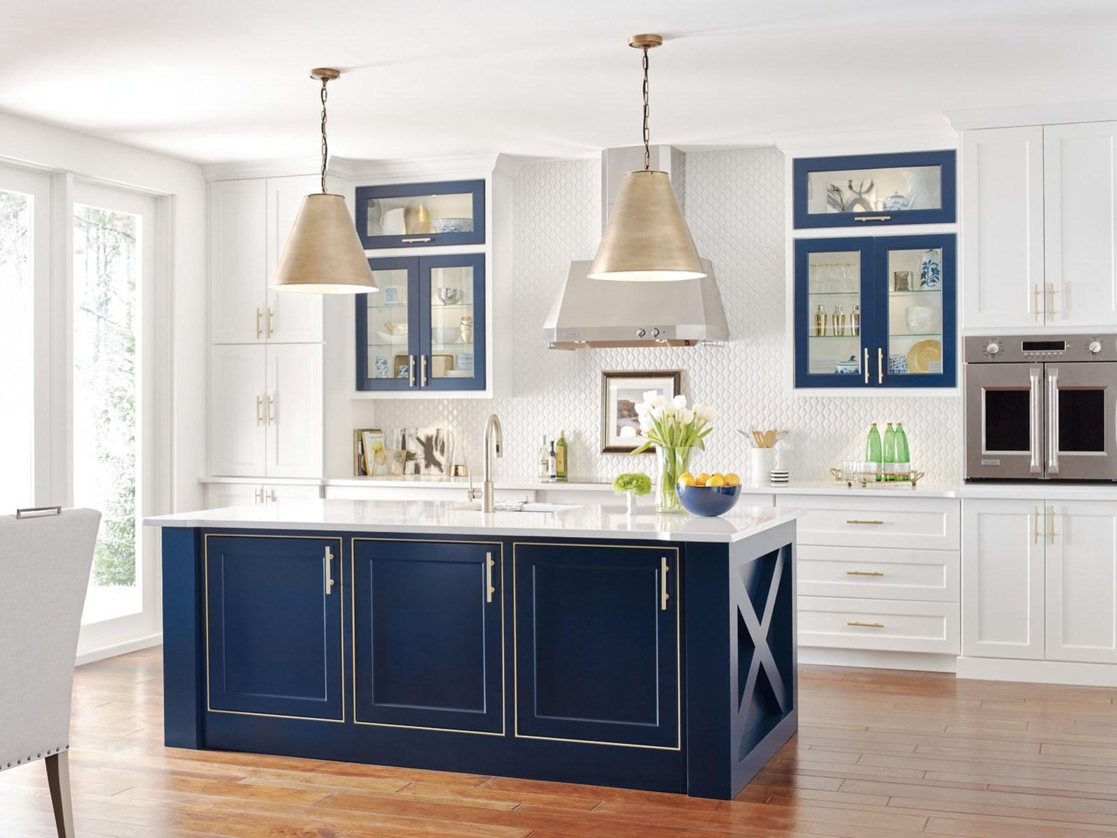 masterbrand_cabinets_home_organization.jpg