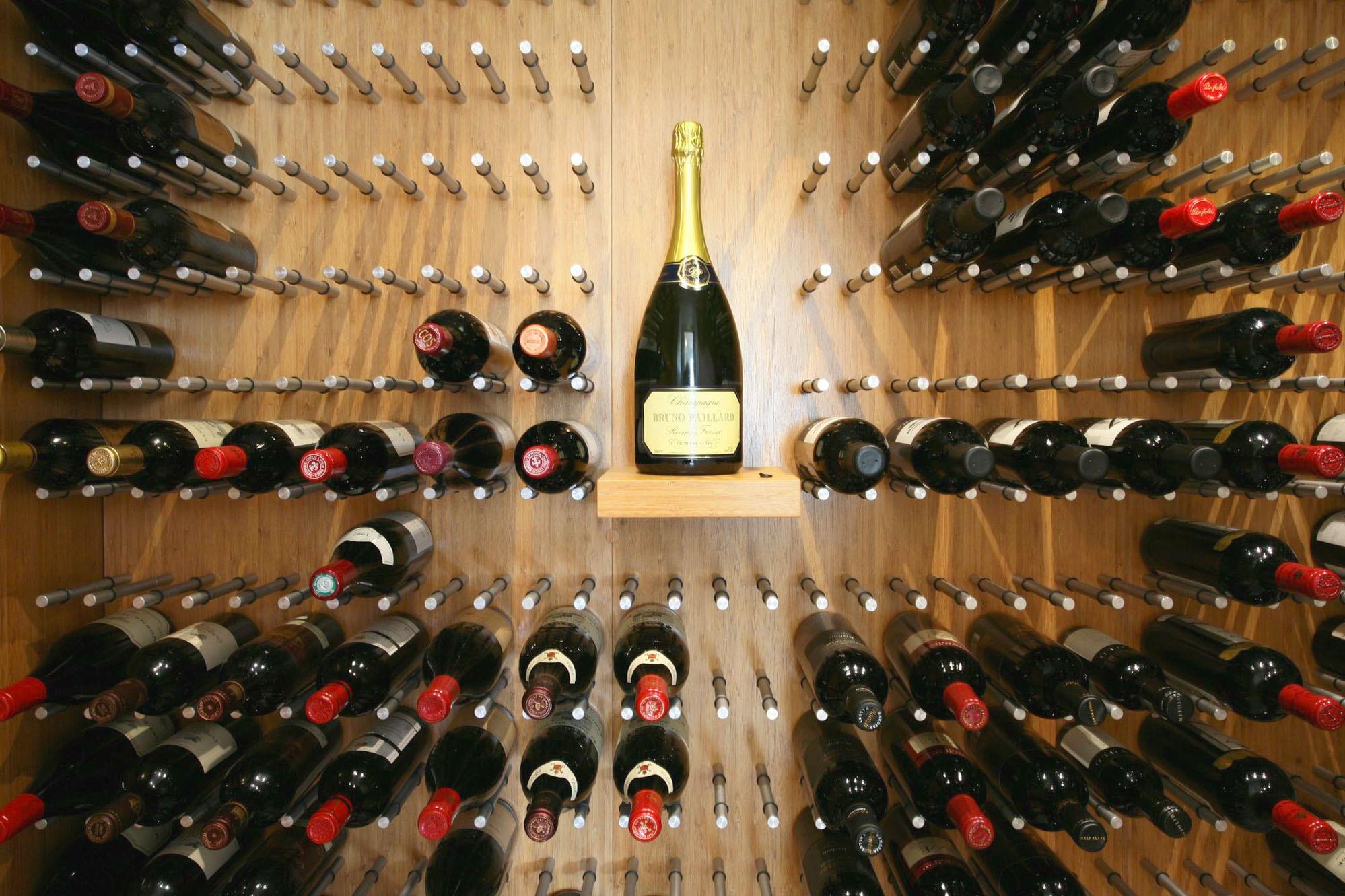 richelieu-xy-wine-pegs.jpg