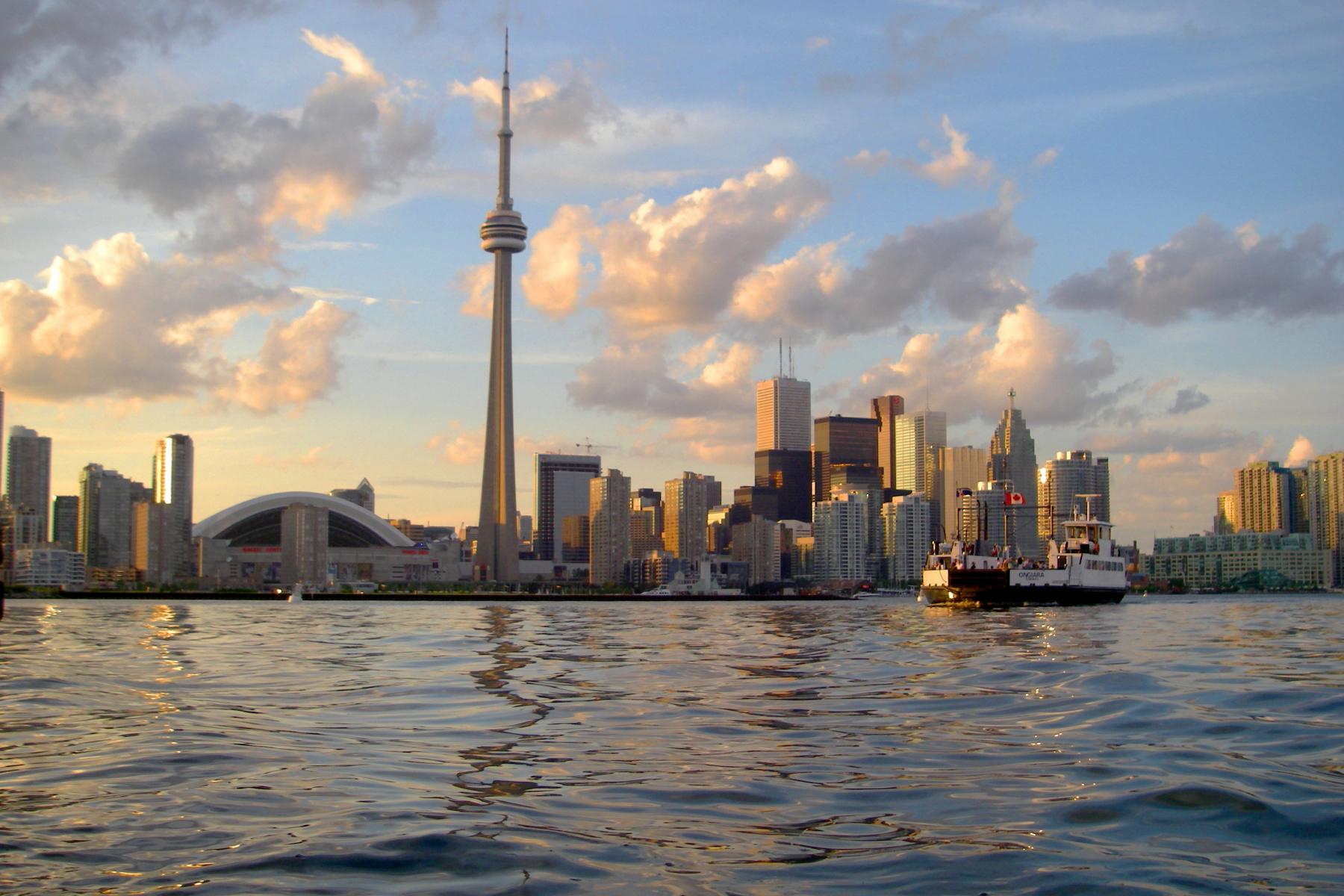 skyline_of_toronto_viewed_from_harbour.jpg