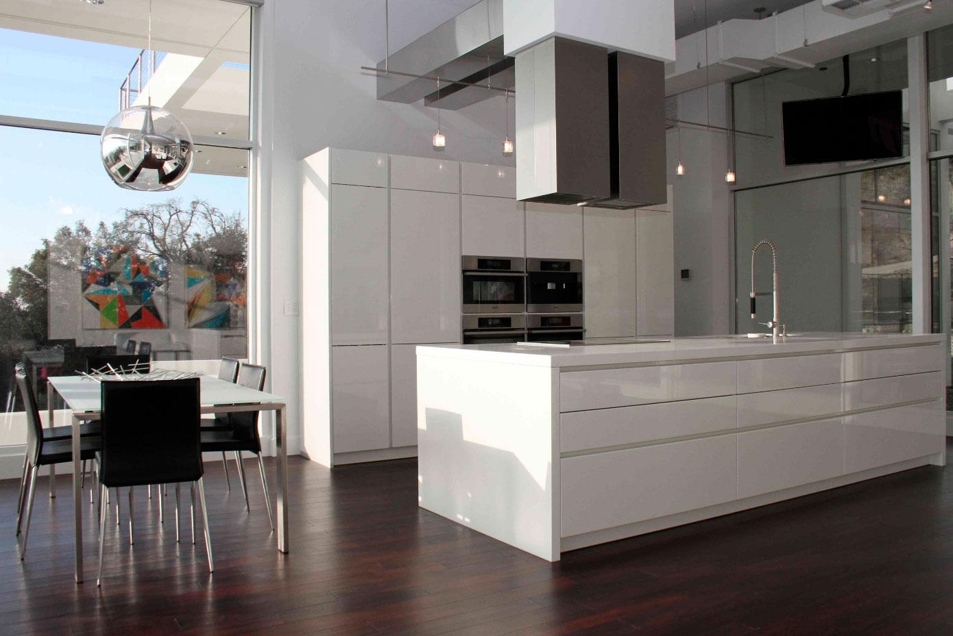 ultrapan-kitchen.jpg